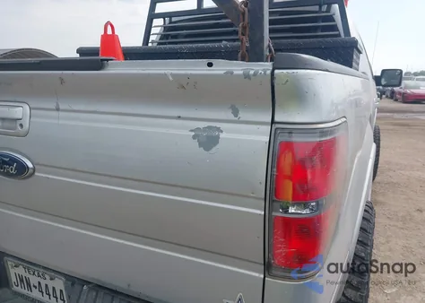 2010 Ford F-150 Xl/Xlt z USA, uszkodzony, nr VIN 1FTEW1C89AKB85800